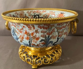 Large Cup In Imari Porcelain And Gilt Bronze Mount Nineteenth