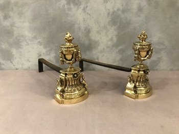 Paire de chenets en bronze de style Louis XVI d'époque 19 ème 