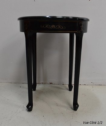 Small Round Asian Table in Black Lacquered Wood - XXth