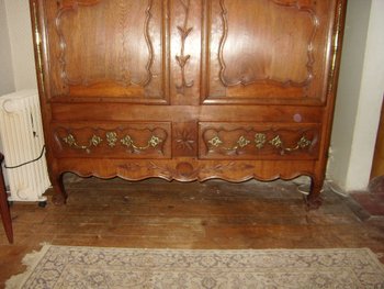 large Lorraine wardrobe