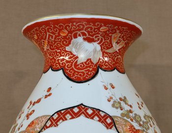 Grand Vase en Porcelaine Japonaise – Fin XIXe