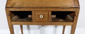 Kleines Bureau de Pente aus Eiche im Directoire-Stil - 2. Teil des 19. Jahrhunderts