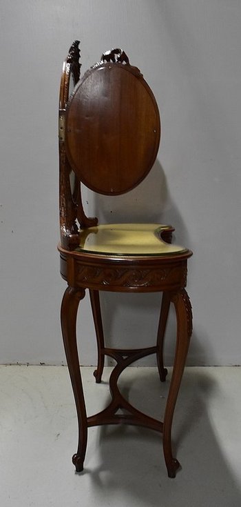 Atypical Rognon Dressing table in solid Walnut, Louis XVI style - Early XXth century