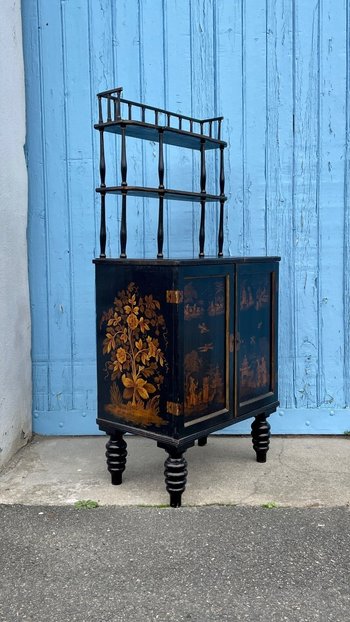 Small Chinese buffet, 19th century