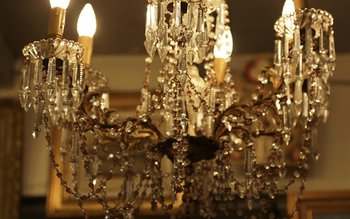 Chandelier with crystal pendants 1900's