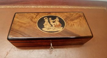 Inlaid box