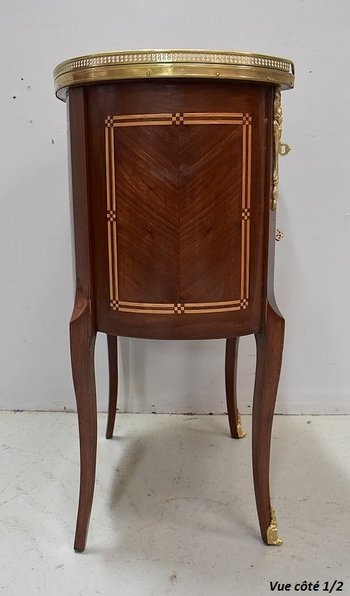 Small Mahogany Chest of Drawers, Transition Louis XV / Louis XVI style - Late 19th century