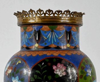 Vase in Gilt Bronze and Enamels - Late 19th Century