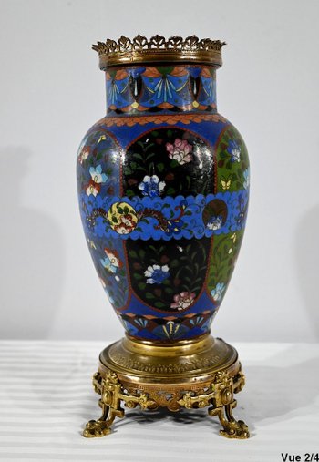 Vase in Gilt Bronze and Enamels - Late 19th Century