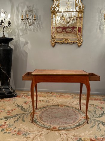 Louis XV Style Writing Table 19th Century