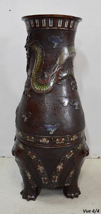 Important Vase Cloisonné en Cuivre, origine Chine – Fin XIXe