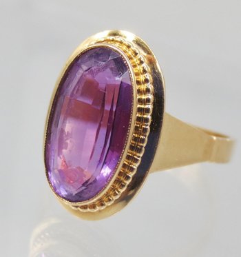 Ring, Gold And Amethyst.