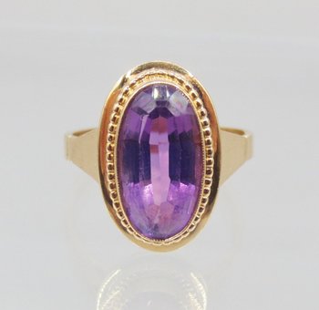 Ring, Gold And Amethyst.