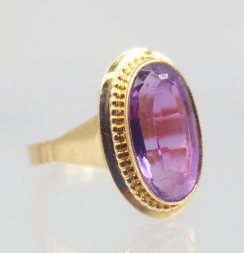 Ring, Gold And Amethyst.