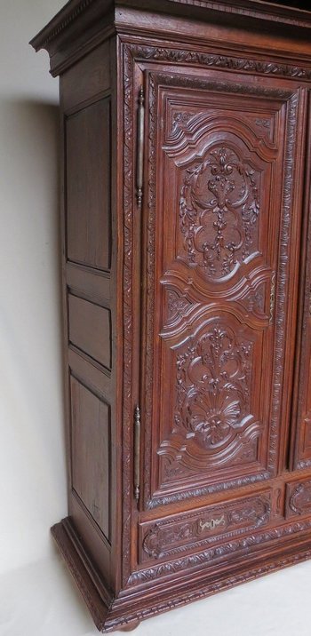 Armoire XVIIIe Siècle.