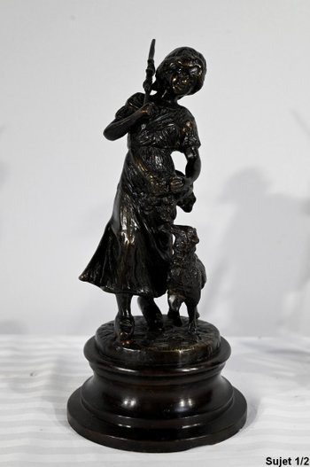 Bronzes “The Shepherd and the Shepherdess”, signed Laurini, after L & F. Moreau – Early 20th century