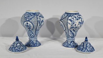 Paire de Vases en Faïence de Delft – Début XXe