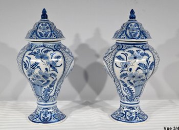 Paire de Vases en Faïence de Delft – Début XXe