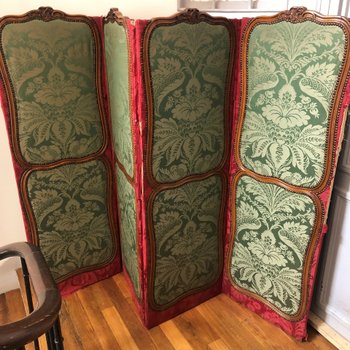 Screen in embossed leather, partly 18th century