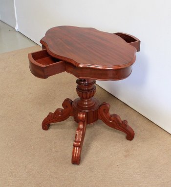 Small Mahogany Violin Pedestal Table - 2nd half of the 19th century