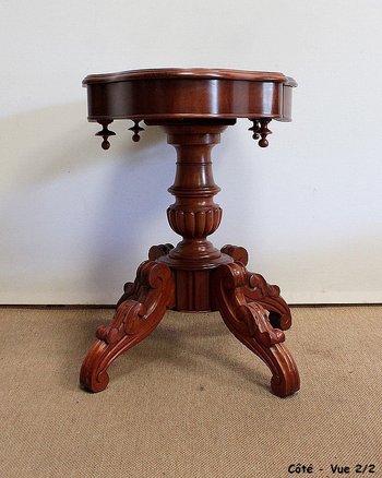 Small Mahogany Violin Pedestal Table - 2nd half of the 19th century