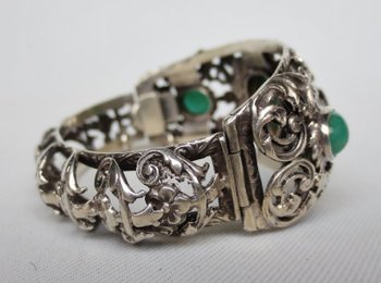 Bracciale in argento massiccio del XIX secolo.