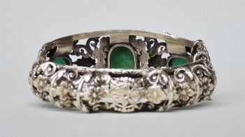 Bracciale in argento massiccio del XIX secolo.