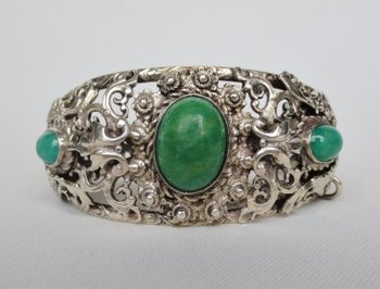 Bracciale in argento massiccio del XIX secolo.