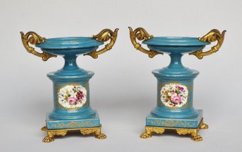 Cassolette En Porcelaine, Attribuées à Jacob Petit.