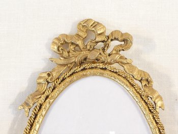 Set of 3 oval frames in gilded brass in the LOUIS XVI style