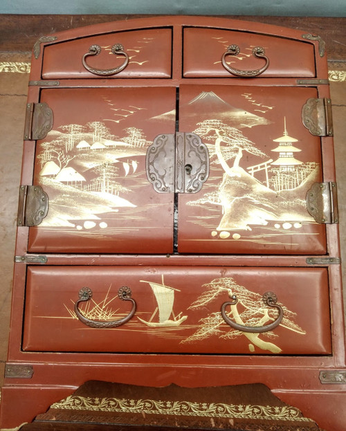 Cabinet japonais