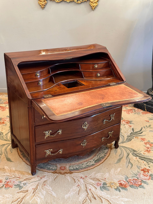 Commode Scribanne En Acajou Travail de Port d'Epoque Louis XV  Vers 1750