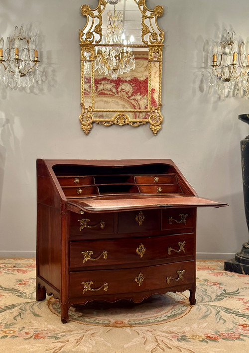 Commode Scribanne En Acajou Travail de Port d'Epoque Louis XV  Vers 1750