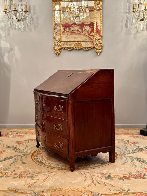 Commode Scribanne En Acajou Travail de Port d'Epoque Louis XV  Vers 1750