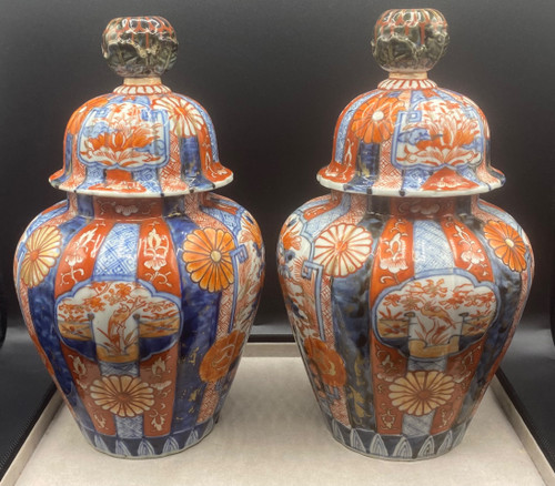 PAIR OF POTICHES IMARI