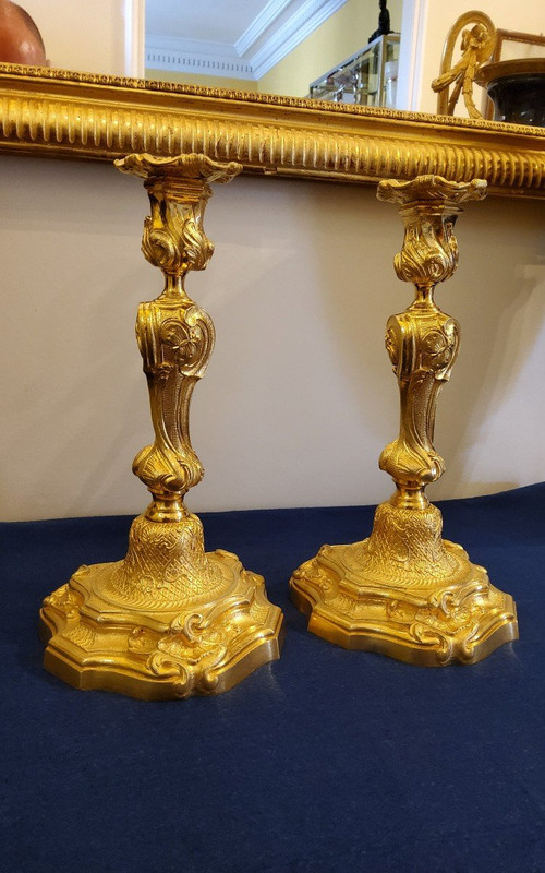 Paire De Bougeoirs En Bronzes Dorés Style Louis XV Rocaille Aux "papillons" XIXéme