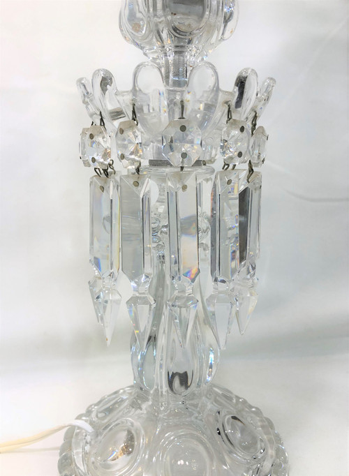 Electric candle lamp in crystal with pendants stamped BACCARAT