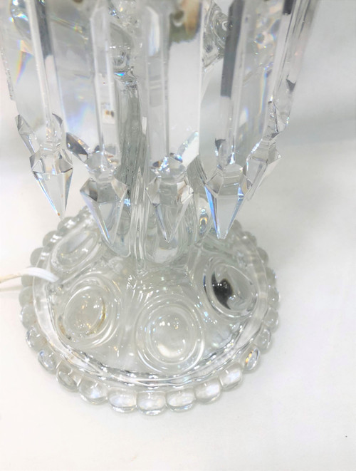 Electric candle lamp in crystal with pendants stamped BACCARAT