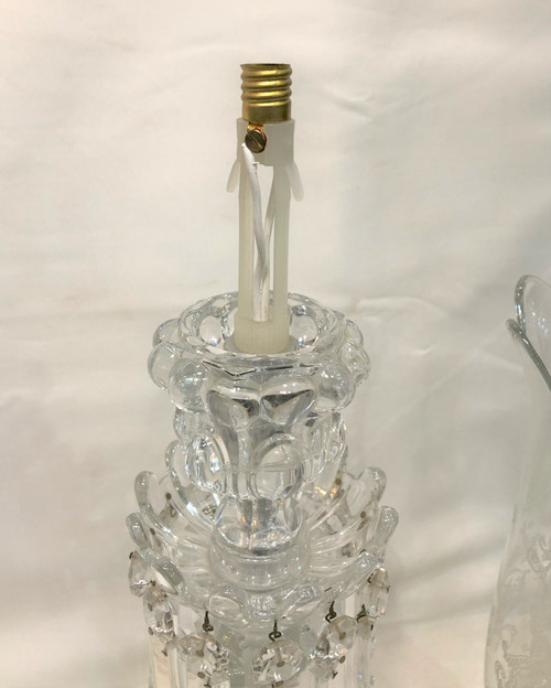 Electric candle lamp in crystal with pendants stamped BACCARAT