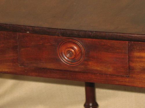 Small writing table desk 19th century in solid walnut Louis XIII style