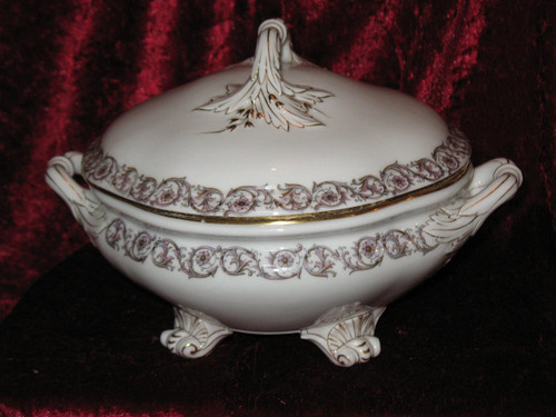 Part of a table service in porcelain of Paris, Louis XV decor, by Hache and Jullien in Vierzon