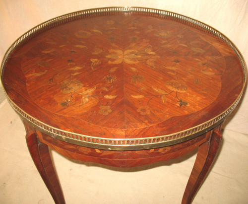 Table bouillotte in marquetry of Louis XV style