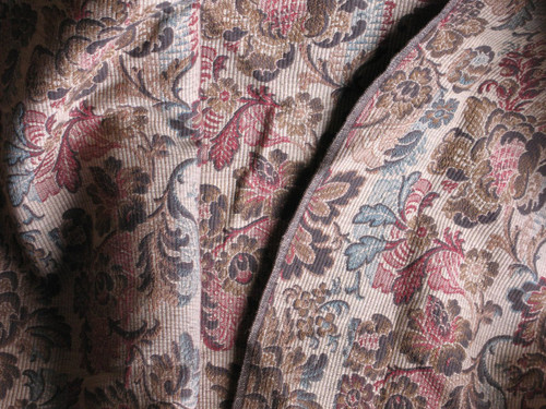 Paire de rideaux tentures portières en tissé Jacquard  motif floral style Louis XIII  fin 19ème