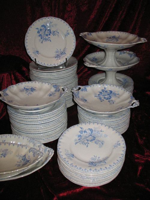 Sarreguemines earthenware table service, 19th century decor