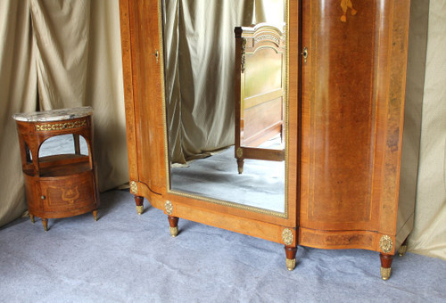 Bedroom in marquetry and rare gilt bronze ornamentation 19th Louis XVI style