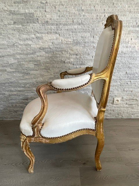 Louis XV White Leather Armchair Golden Wood XIX