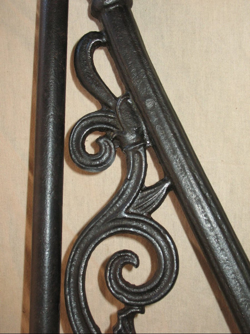 Gallows sign holder for cast iron lantern, 19th century