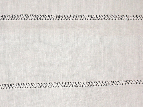 Sheet with back in Richelieu embroidery and handmade openwork decorated with fleur-de-lys