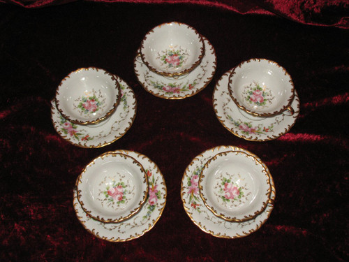 5 Limoges porcelain cups decorated with roses