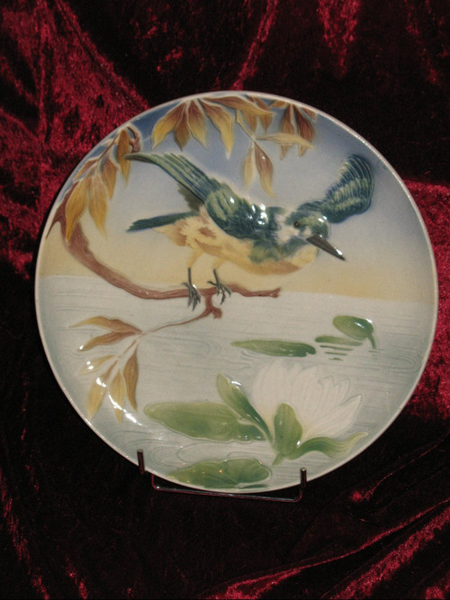 Pair of earthenware dishes from Lunéville with trendy bird decoration, late 19th century